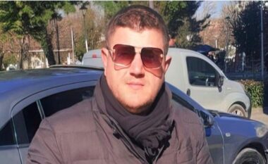 “He mo Çim a do vish te burgu të takohemi, te lutem?”, zbardhen bisedat mes policit të paraburgimit në Elbasan dhe shpërndarëses së drogës