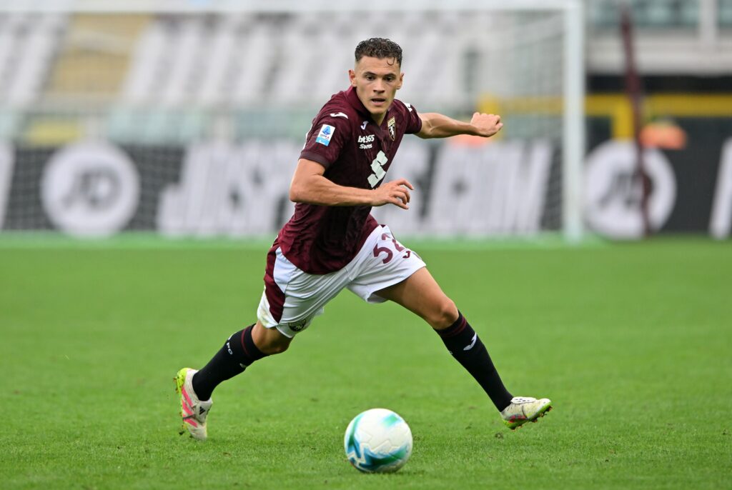 Kristjan Asllani totalisht jashtë planeve të Torinos, trajneri as nuk e grumbullon për ndeshjen e Kupës së Italisë