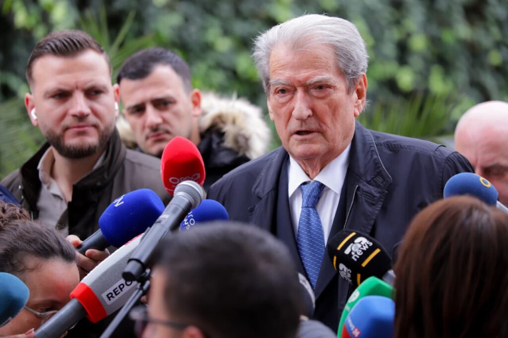 Berisha: Ky vit do na sjellë fitore, do realizojmë protestat me të fuqishme që ka njohur vendi…