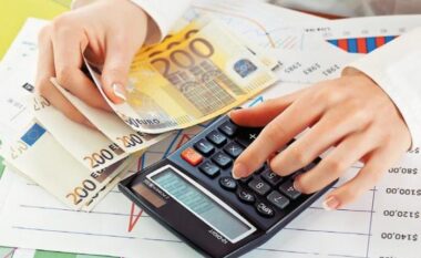 Nga Greqia në Irlandë, e vendet arabe, shqiptarët që punojnë jashtë fituan 663 mln euro në 2024