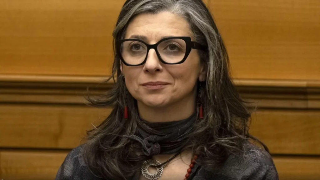 Ministri i Jashtëm francez kërkoi dorëheqjen e saj, reagon raportuesja speciale e OKB, Francesca Albanese: Franca ka bërë një gabim