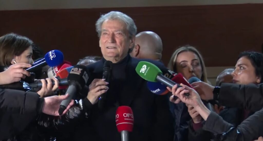 Pajisje përgjuese brenda PD? Berisha: U kap një person i panjohur që do ta vendoste, po e studiojmë me ekspertët