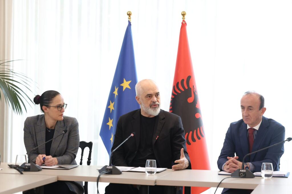 Dashnor Sula:  Ju jap fjalën, përkushtim tim 24 orë, telefoni im do jete gjithmonë i hapur, s’do futet njëri në punë përmes ryshfetit