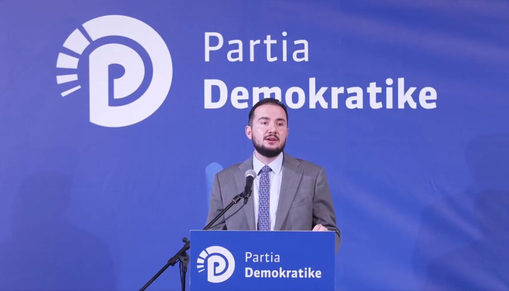 “PD nuk është pronë e kryetarit dhe as e sekretarit”, Salianji: Drejtuesit e partisë nuk po lejojnë garën e brendshme! S’mund të flasim për ndryshimin në Shqipëri, duke refuzuar ndryshimin brenda vetes