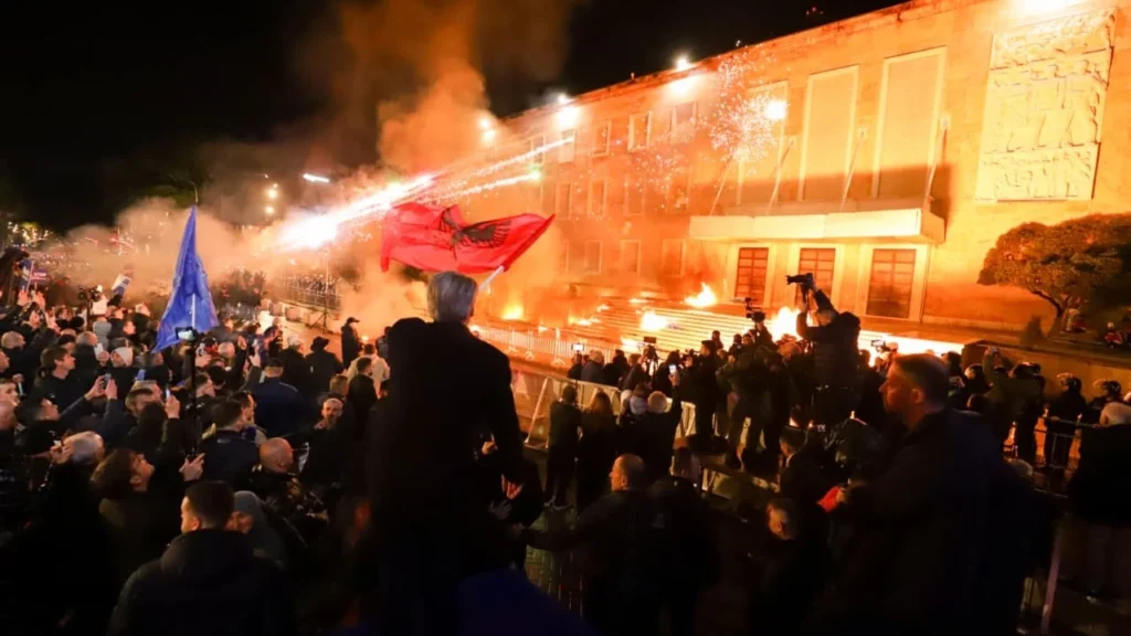 Sot protesta e PD para Kryeministrisë, ja rrugët që do të bllokohen