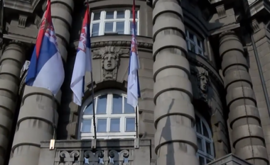 VIDEO/ SERBIA ARRESTON PËR FLAMUJ/ Videoja me simbole kombëtare çon në akuza për urrejtje