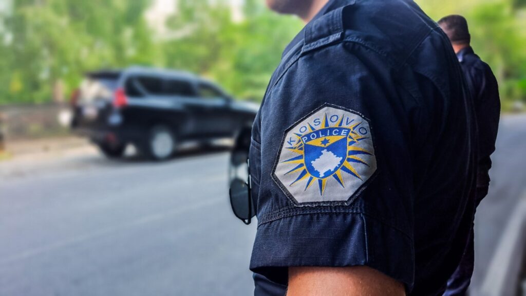 Të shtëna me armë zjarri në Gjakovë, raportohet për një viktimë