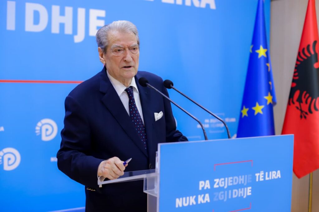 Berisha: Rama e Balluku mbyllën dyert e integrimit në BE, 12 miliardë euro investime, por rrugët prej kashte u shembën njëra pas tjetrës