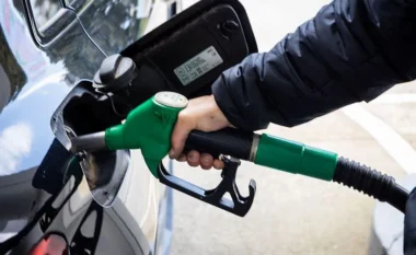 Rritja e çmimit të naftës/ Shqipërisë po i ikin të paktën një milion euro në ditë nga blerja e karburantit jashtë vendit