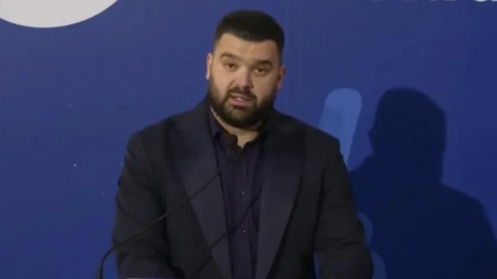 U përjashtuan nga gara për kryetar të PD Korçë, reagon Xhafka: Vendimi i marrë nga Kaso dhe Noka për arsye fetare