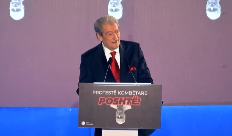 “Sot mblidhemi këtu për shpëtimin e vendit nga qeveria e Ramës”, Berisha: Jemi shpresa e vetme për Shqipërinë