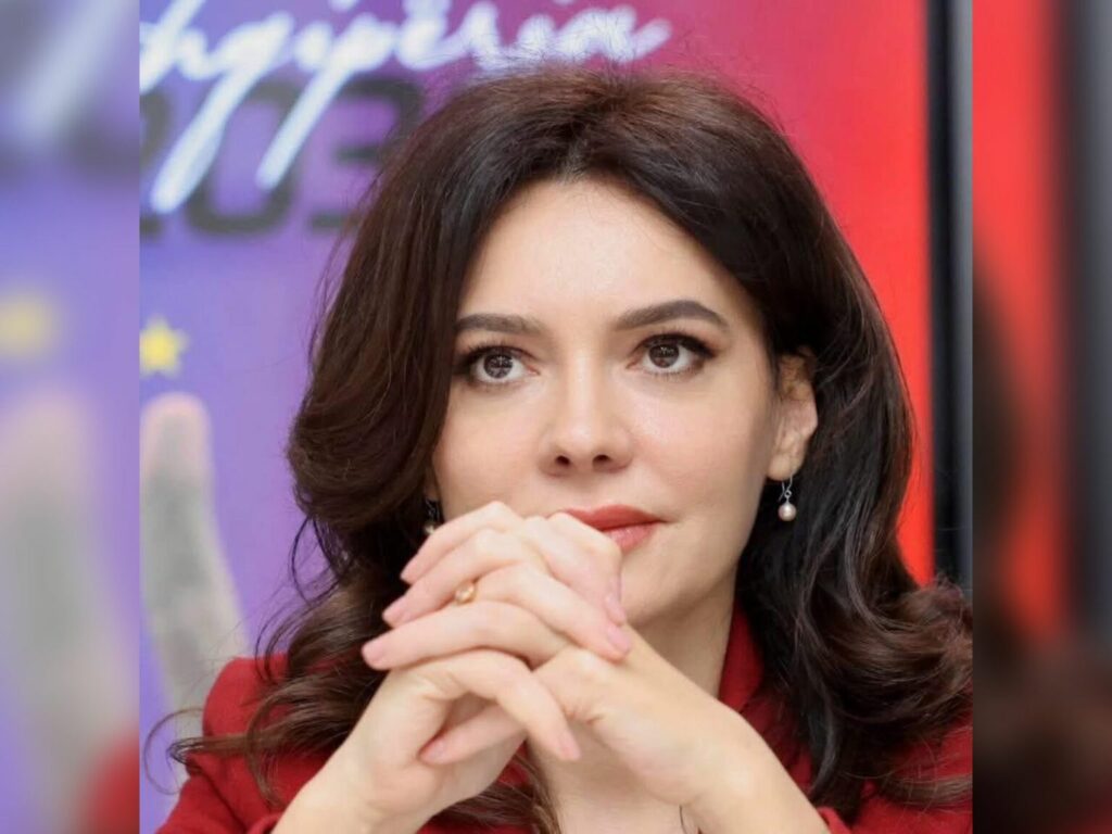 “Hesht, ose…!”/ “Sulmet nuk më trembin” – Mesazhi i fortë i Spiropalit: Refuzoj modelin ku institucionet përdoren si ‘hanxhar’ ndaj mediave dhe bizneseve