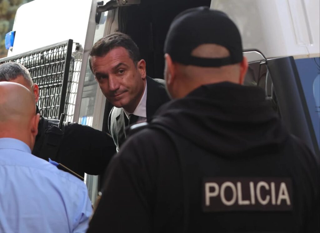 Shtyhet seanca në themel për Erion Veliajn dhe 29 të pandehurit e tjerë, çfarë kërkuan avokatët