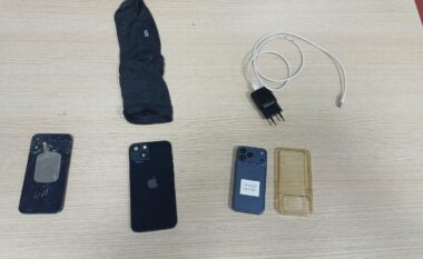 Kontrolle në burgun e Shkodrës, Durrësit dhe Peqinit, gjenden dhe sekuestrohen telefona celularë “iPhone”, karikues dhe USB