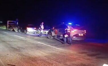 Aksident në autostradën Fier-Lushnje, përplasen dy automjete