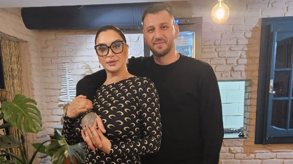 Çiljeta Xhilaga flet për raportin me djalin e partnerit të saj: Është pjesë e imja, e jetës sime