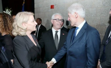 Shkurte Fejza takohet në Amerikë me ish-presidentin Bill Clinton: Mirënjohje nga zemra në emër të popullit të Kosovës
