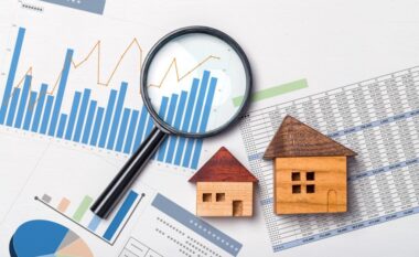 Eurostat: Shqiptarët investuan 760 mln euro në pasuri të paluajtshme jashtë vendit në 2023