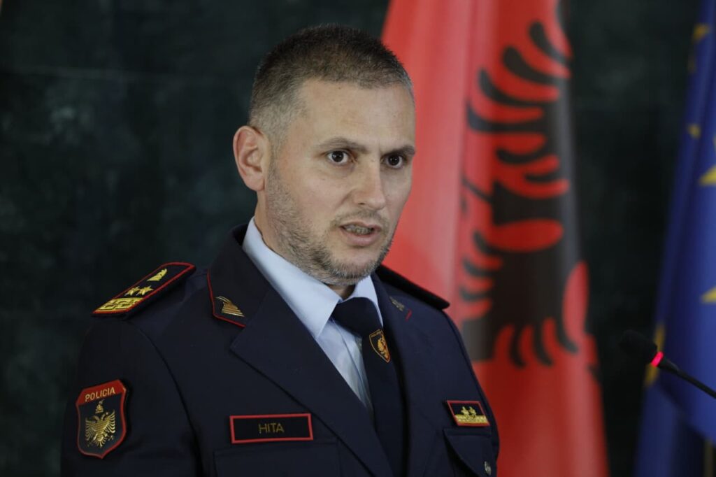 Helmimi i 56 studentëve të Akademisë së Sigurisë, Skënder Hita: Është bllokuar ushqimi, por aktiviteti i subjektit vazhdon! A do të ndërpritet kontrata me Sori-Al? Ja si përgjigjet Drejtori i Policisë