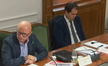 Strazimiri “përplaset” me Manjën për identifikimin elektronik: Çfarë kriteri përmbush AKSHI kur i ka të gjithë njerëzit në burg