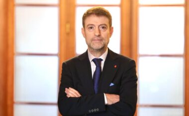Rusia i bëri thirrje trupës diplomatike të largohet nga Kievi, reagon ministri Hoxha: Ne nuk tërhiqemi, do mbetemi përkrah Ukrainës