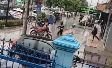 Grabitja e argjendarisë në Kamëz, autorët morën bizhuteri me vlerë 7 milionë lekë