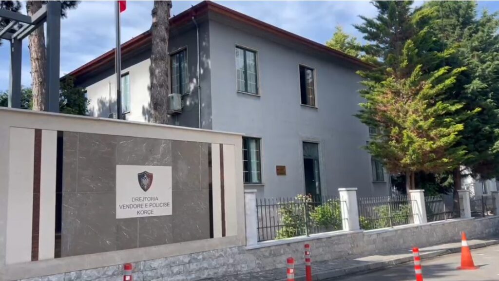 U denoncua për ngacmim s*ksual nga një 21-vjeçare, arrestohet mjeku në Korçë