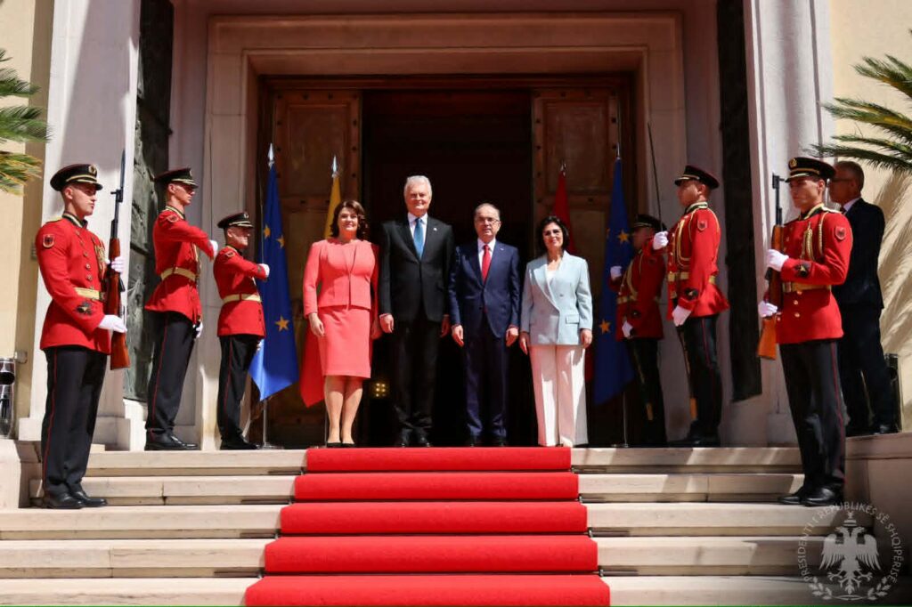 Presidenti Begaj pret homologun lituanez në Tiranë: Mbështetje për integrimin e Shqipërisë dhe Kosovës në strukturat euroatlantike