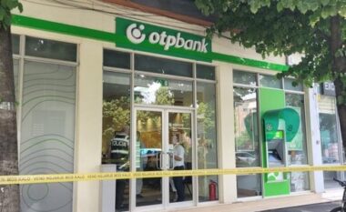 La derën e bankës pa mbyllur dhe iku në tualet, zbardhet rrëfimi i rojes së arrestuar