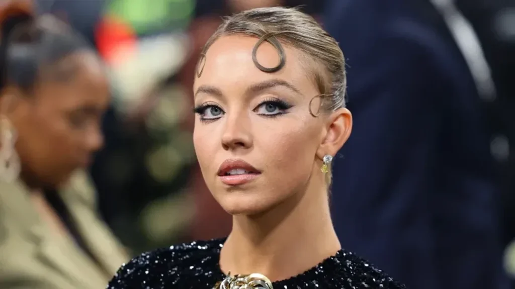 Sydney Sweeney flet për rolin në Euphoria: Unë kam luajtur një personazh, Cassie nuk më përfaqëson mua si person