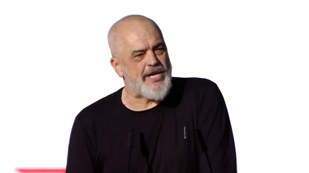 “S’ka negociata, por bujrum ejani shihni provat”, Rama thirrje protestuesve kundër projektit në Zvërnec: U kanë shaluar një rrenë shumë të fortë, ju e keni marrë për kalë beteje