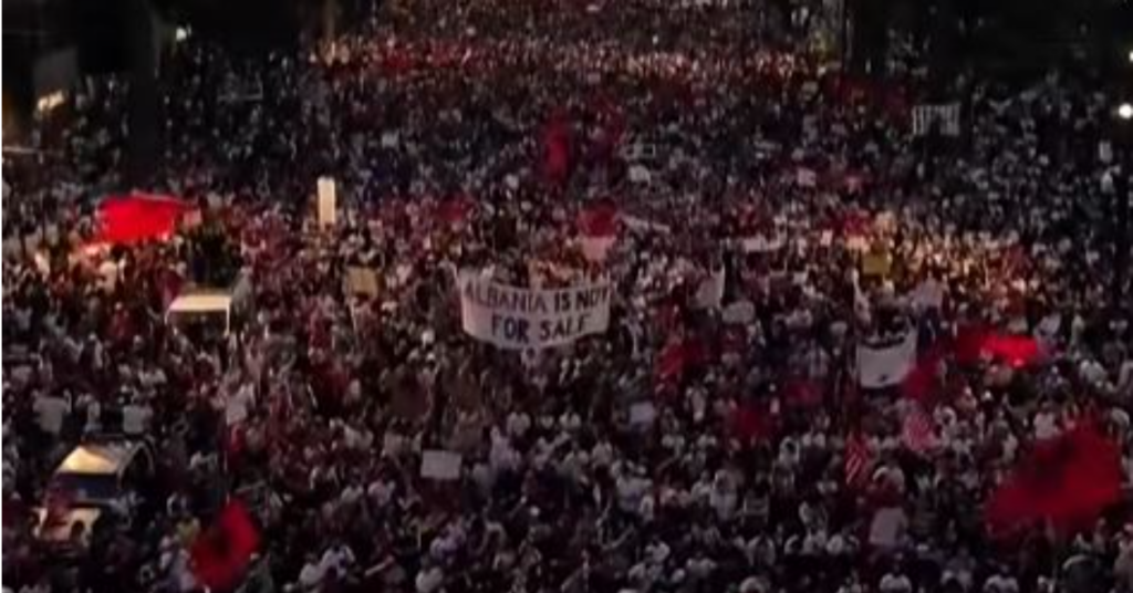 Protesta masive për largimin e Ramës, DW publikon pamjet me dron: Pjesëmarrja dhe mobilizimi më i madh