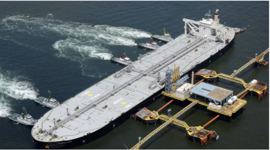 Tensions in the Middle East/ Iran Again Closes the Strait of Hormuz, Maritime Traffic Slows