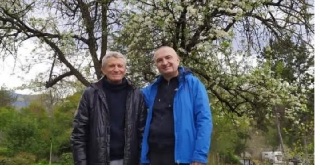 Ilir Meta lë përkohësisht burgun, ish-presidenti do të shoqërohet drejt Skraparit për t’i dhënë lamtumirën e fundit babait të tij