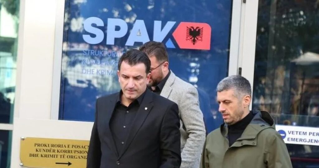 Gjykata e Apelit rrëzoi vendimin e shkarkimit/ Rikthehet në detyrë Sekretari i Përgjithshëm i Bashkisë së Tiranës, Alban Dokushi
