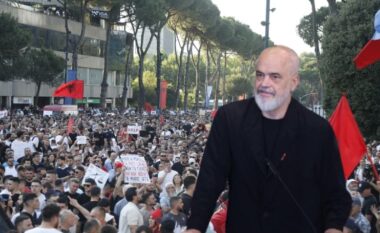 Mijëra qytetarë kundër projektit të Zvërnecit, Rama mesazh për socialistët: Përqafim të veçantë për ata të mitë që kanë mbetur akoma peng të protestës