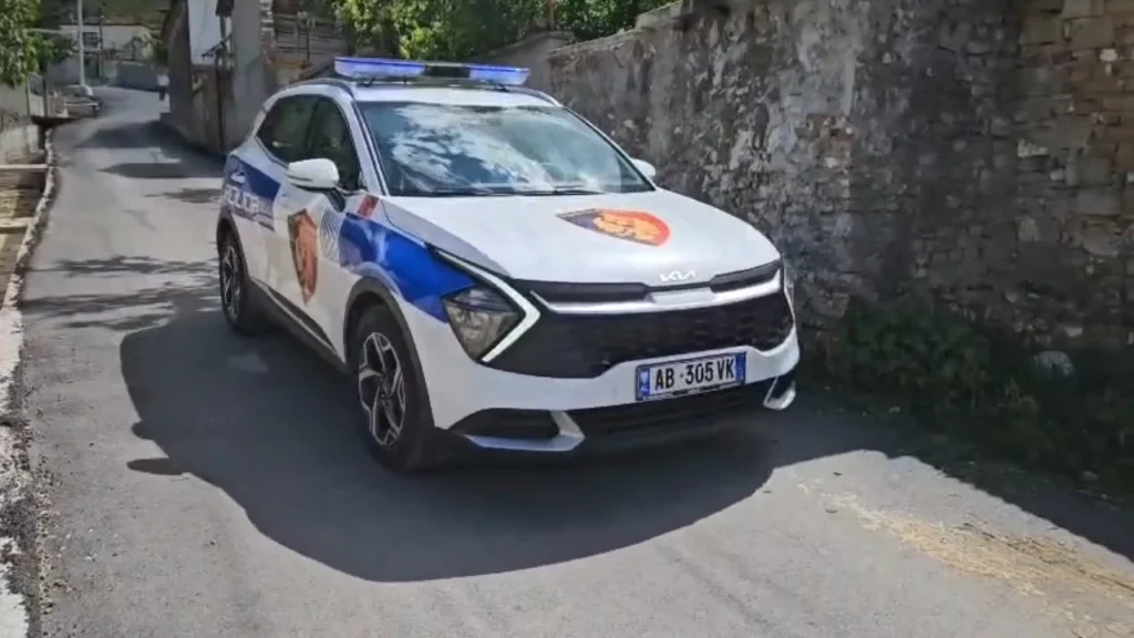 Dyshohet se denoncuan mbjelljen e parcelave me kanabis, dhunohet çifti i bashkëshortëve në Fushë-Arrëz
