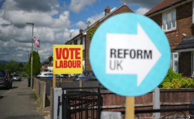 BBC: Si mund të përcaktojë 0.1% e britanikëve të ardhmen politike të kryeministrit Starmer mes tensioneve politike