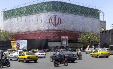 SHBA publikon memorandumin me Iranin: hapet Hormuzi, parashikohen 300 miliardë dollarë investime dhe Teherani riafirmon heqjen dorë nga armët bërthamore