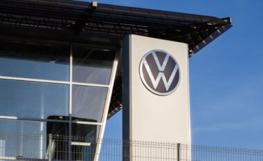 Volkswagen paralajmëron 50 mijë shkurtime deri në 2030, Blume: Formula jonë e biznesit nuk jep më rezultat