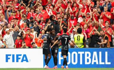 Kanadaja i shënon gjashtë herë Katarit, por triumfi në Vancouver mbetet në hije nga dëmtimi i rëndë i Ismael Kones
