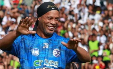 Ronaldinho rikthehet nga pensionimi me firmën te Ravenna