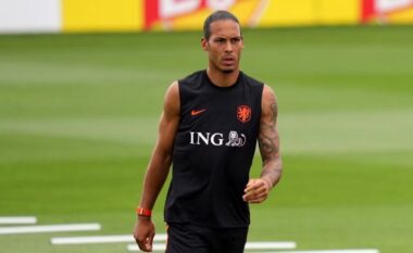 Van Dijk tregon frikën pas përplasjes me Suedinë: “Nuk e ndjeja pjesën e sipërme të këmbës”