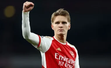 Arsenali mund të ndahet me një emër të madh gjatë verës