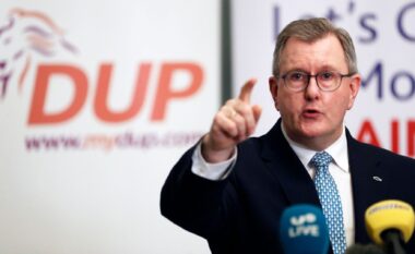 Ish-kreu i DUP në Irlandën e Veriut shpallet fajtor për abuzim seksual ndaj dy të miturave