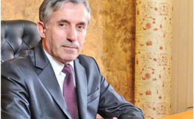 Enver Bytyçi shpërthen ndaj një shkrimi në “Nacionale”: Historia e komunizmit po shtrembërohet për interesa politike