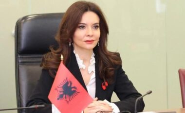 Spiropali u përgjigjet kritikave: Flet për sulme të rëndomta dhe konspiracione halucinante