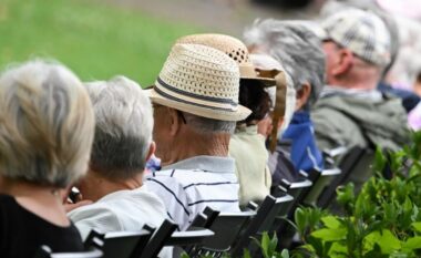 Debat i fortë në Gjermani për pensionet, në tryezë edhe rritja e moshës deri në 70 vjeç