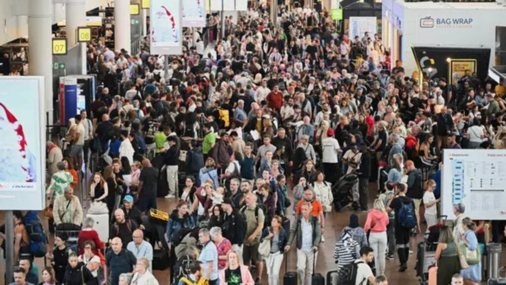 EES system under criticism, long waits at airports for entry-exit registration