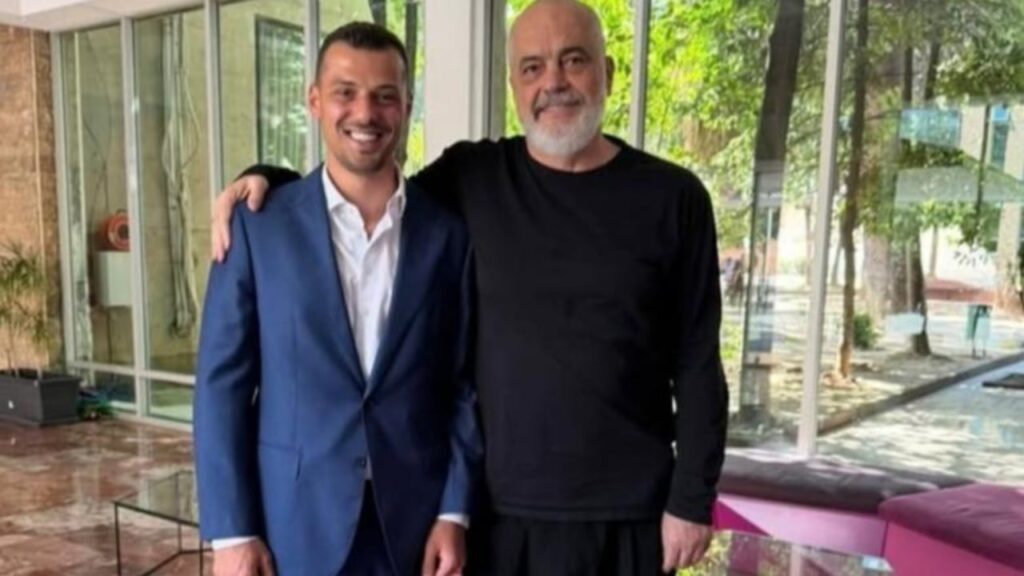 Endrit Thaçi publikon foto me Edi Ramën dhe e falënderon për mbështetjen ndaj UÇK-së dhe ish-drejtuesve të saj në Hagë